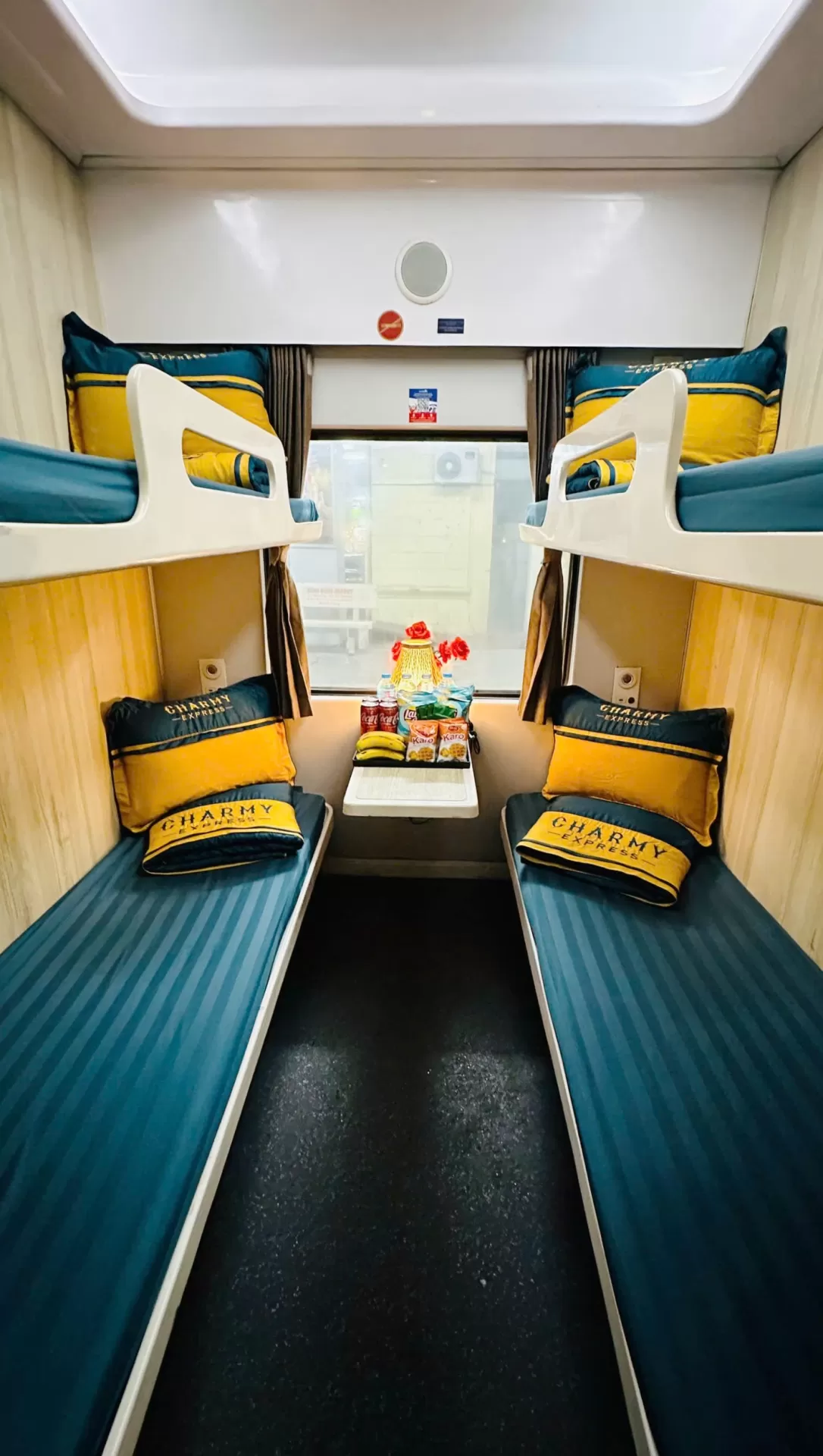 Hà Nội - Huế - Hà Nội -> Đi Tàu: SE3/SE19/SE1